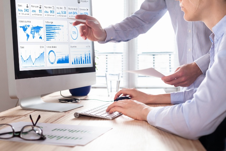 linkedin analytics marketing strategy