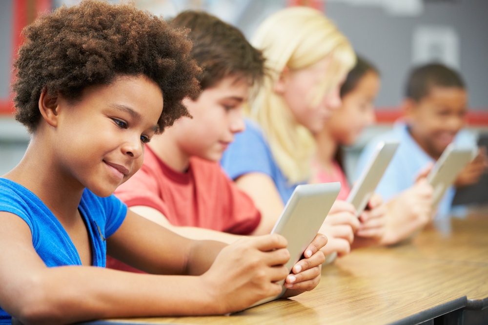 pros and cons of education technology